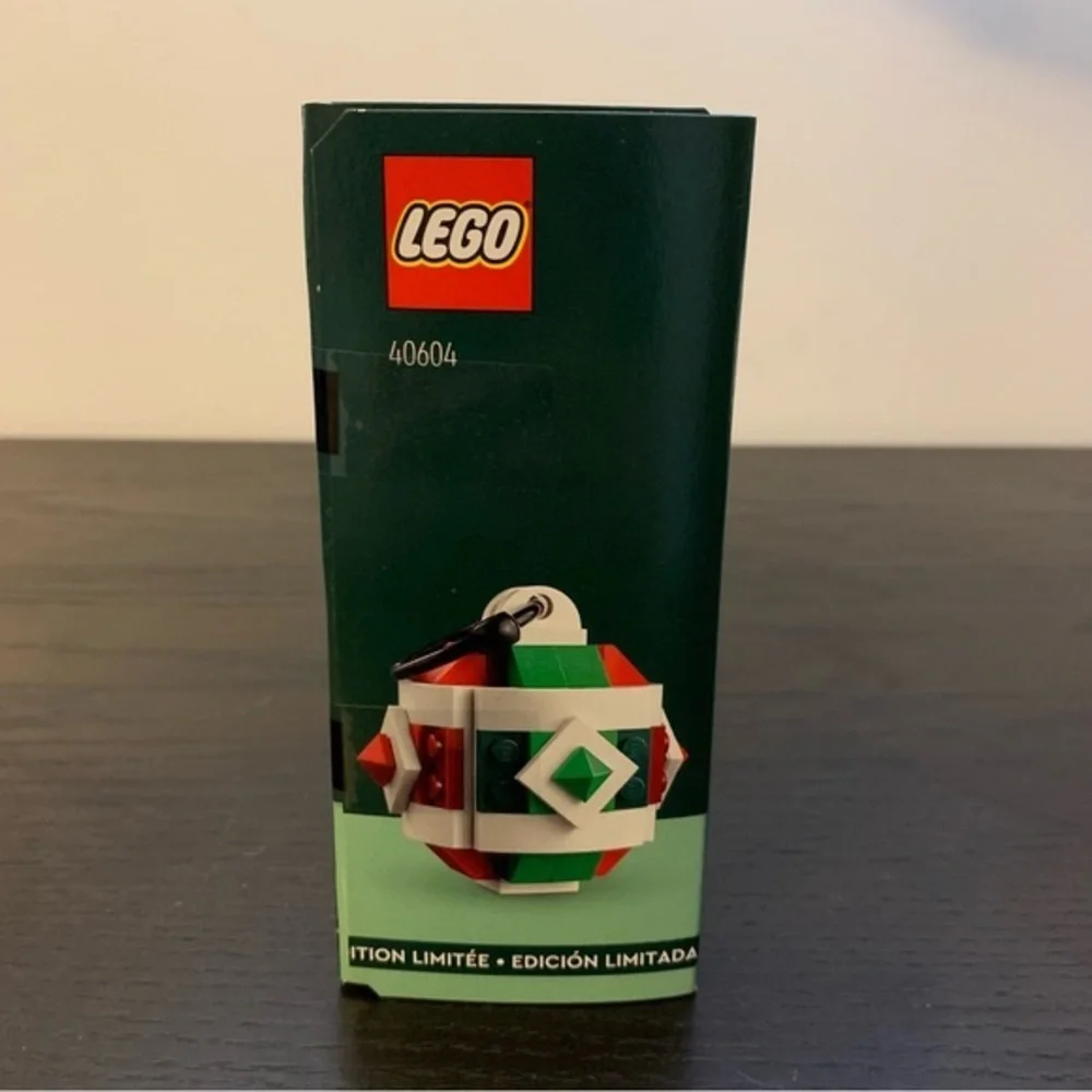 LEGO Limited Edition 2023 Christmas Decor Set 40604 (182 Pieces), NIB